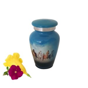 Mini Urns for Sharing Memories